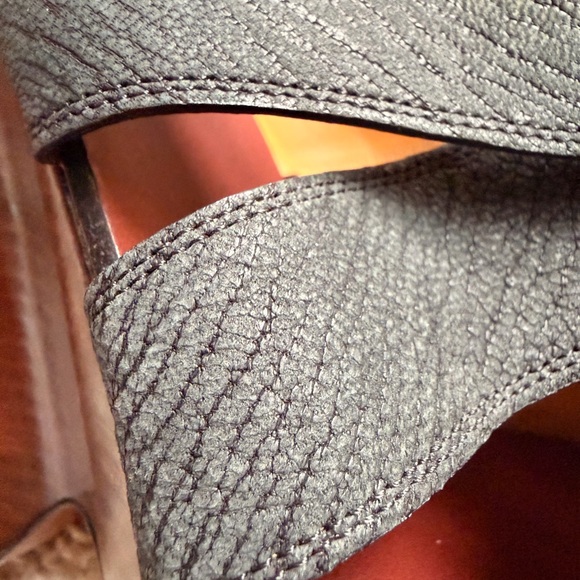 Elegant Black Women's Sandals - Picture 5 of 8